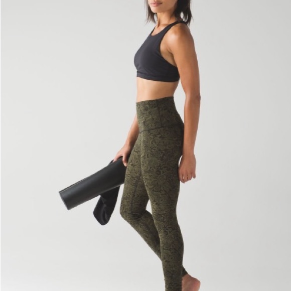 Lululemon Wunder Under Pant (Hi-Rise)
Pencil Lace Brave Olive Black - Picture 5 of 10